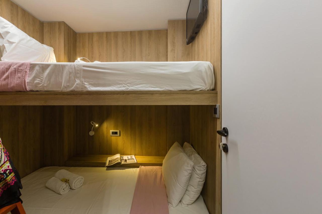 Hotel LOC HOSPITALITY Urban Den Corfu  Exterior foto